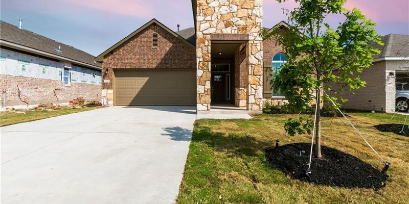 Austin House: 9301 Alex LN