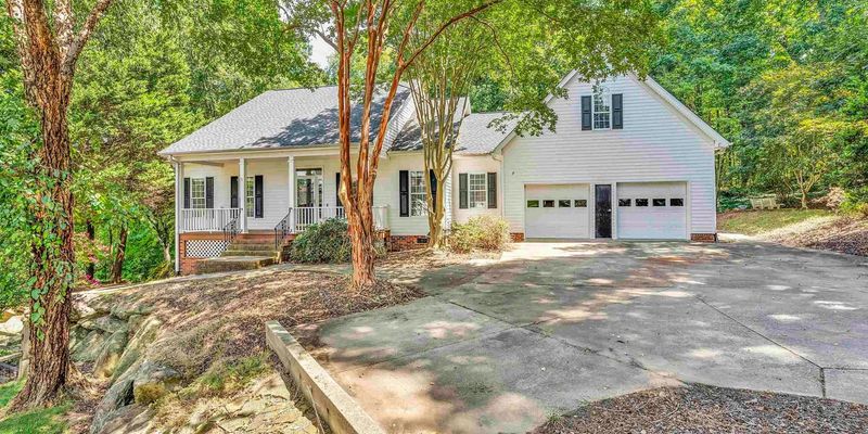 Greenville Apartment: 416 Beckenham Ln