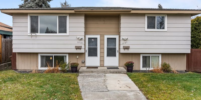 Spokane Apartment: 2119 E Columbia Ave