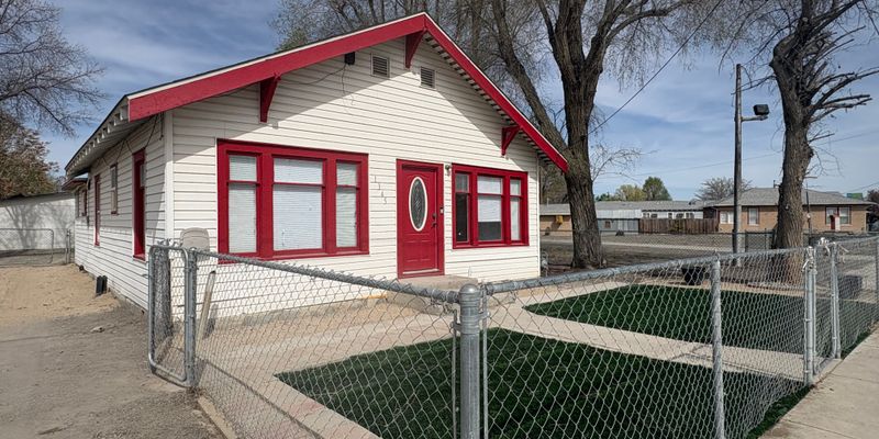 Lovelock House: 1345 Cornell Ave