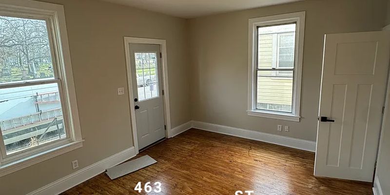 Hamilton House: 463 Miami