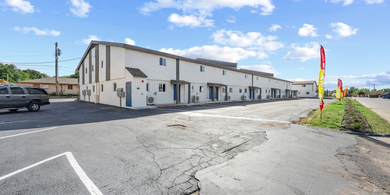 Oklahoma City Townhome: 5800 NW 34th St