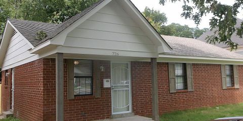 726 richmond front.jpg
