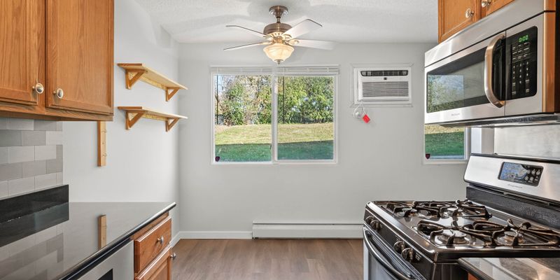 New Hope Apartment: 2720 Rosalyn Ct