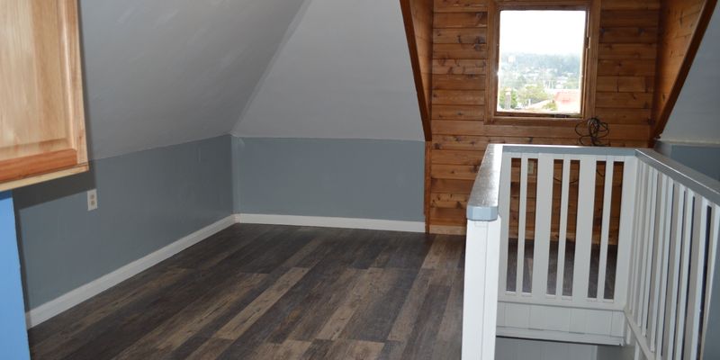 Seaside Apartment: 430 S Holladay, Seaside, OR 97138