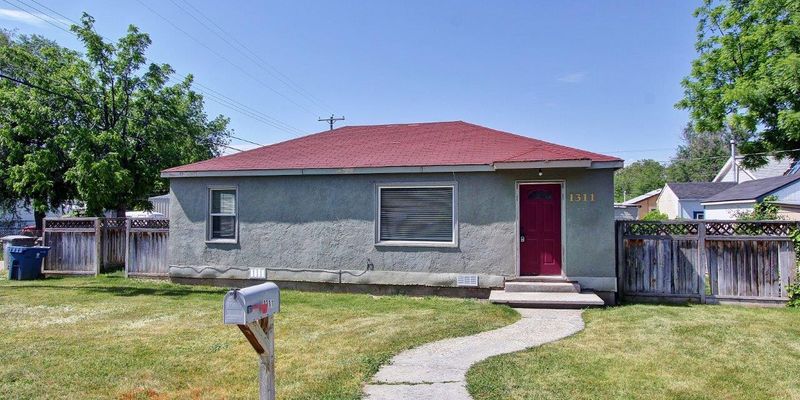 Nampa House: 1311 4th Street N.