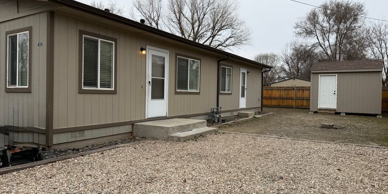 Middleton House: 416 Jasper Ave