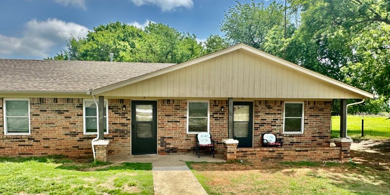 Chickasha Apartment: 2425 County Street 2872