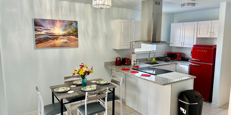 Pensacola Apartment: 1625 Rebecca St