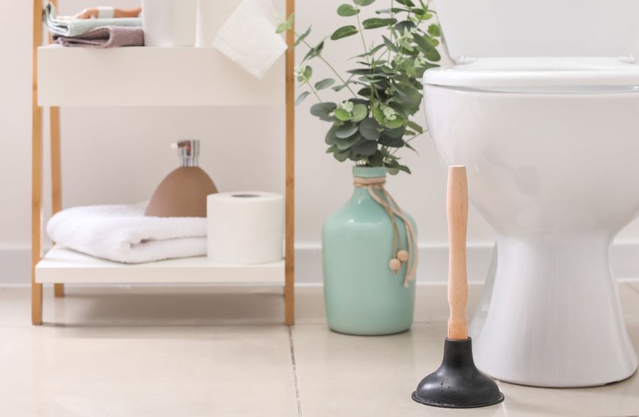 How to fix a clogged toilet