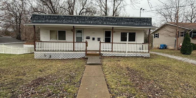 Collinsville Apartment: 707 Graham Ln