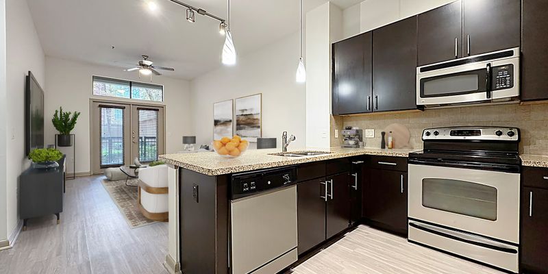 Houston Apartment: 2899 Louisiana St