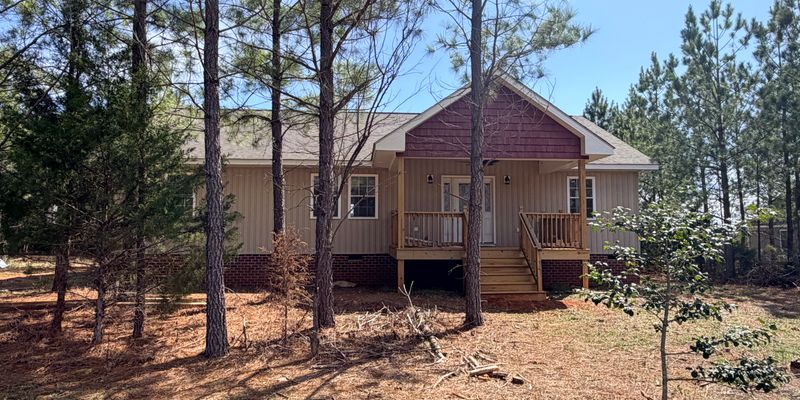 Brodnax House: 330 Wilson Rd