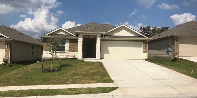 Austin House: 5820 Ronee Leah Dr