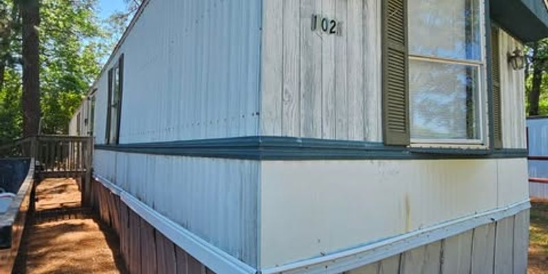 Fremont House: Bentwood Rd