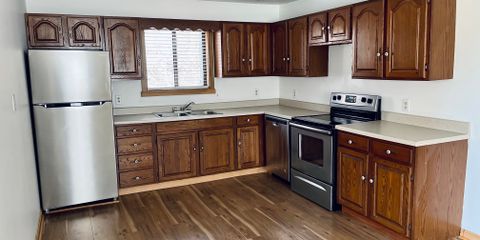 5941Nathan Apt3 pic5.jpg