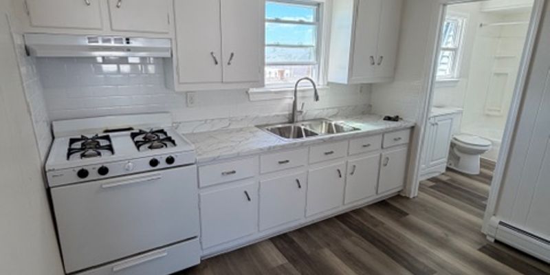 Fall River Apartment: 219 Mulberry St