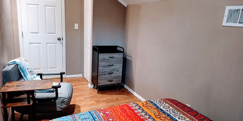 Austin Multiplex: 10045 Woodland Village Dr