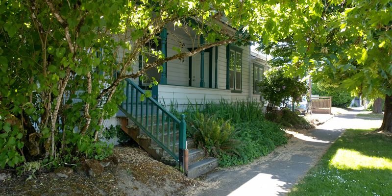 Corvallis Apartment: 704 SW 3rd Street