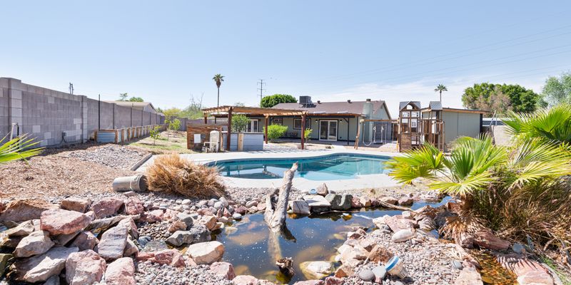 Phoenix House: 4625 E Park Street
