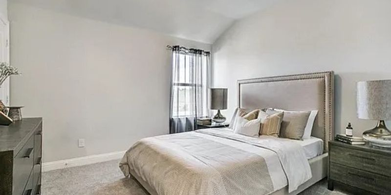 Euless House: 935 Ponds Edge Ln, Euless, TX 76040
