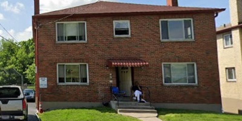 Cincinnati Apartment: 951 Tennessee Avenue