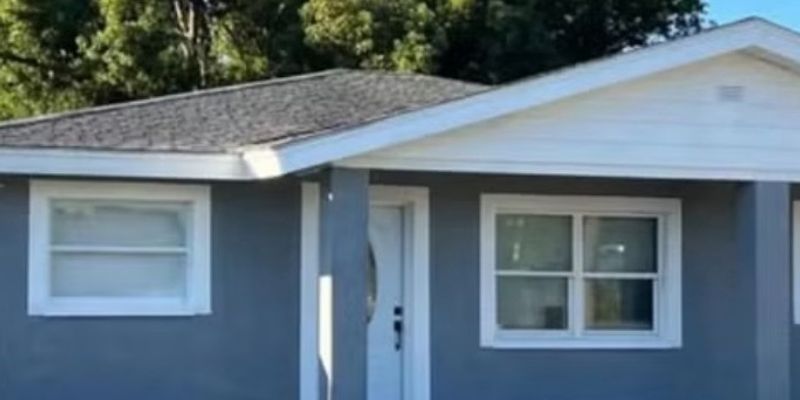 Winter Haven House: 590 Ave H SE