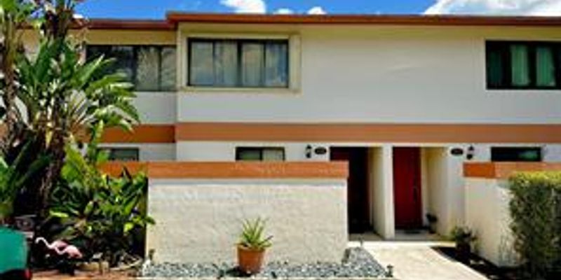 Davie House: 7115 SW 42nd Ct