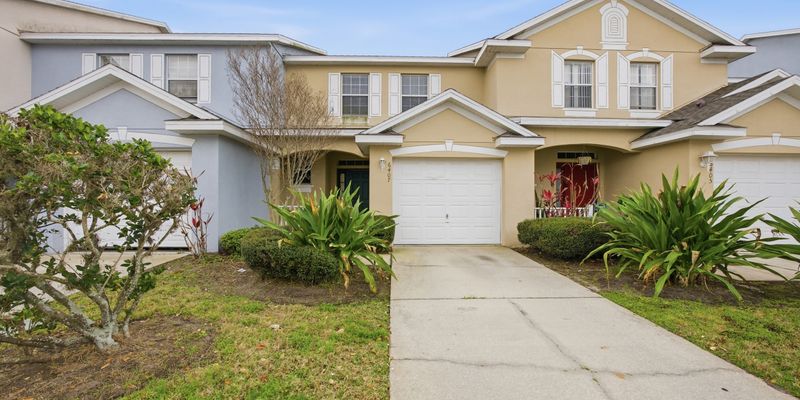 Riverview House: 6407 Barksdale Way