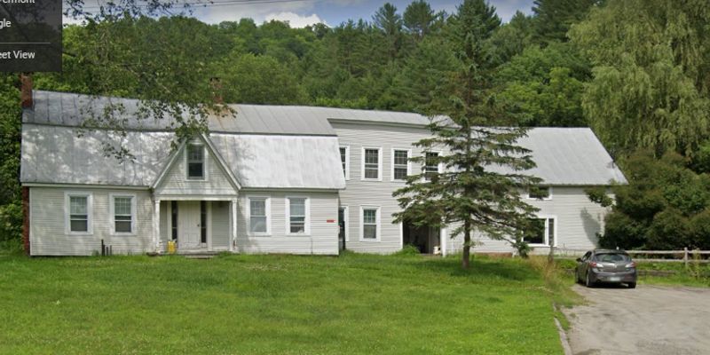 Royalton Apartment: 886 VT-110
