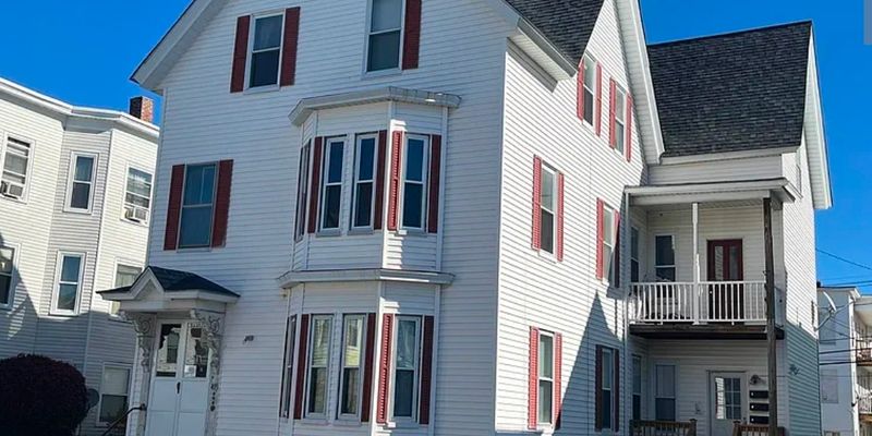 Manchester Apartment: 495 Rimmon St