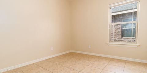 2710 E Garfield Dr #3, Alton-18.jpg