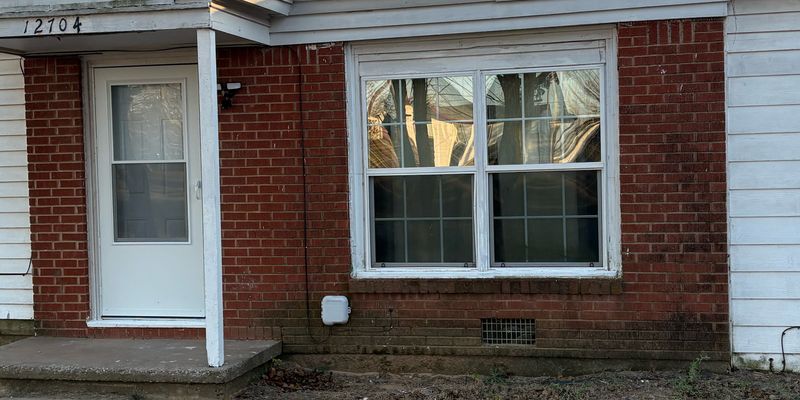 Spencer House: 12704 NE 40th St