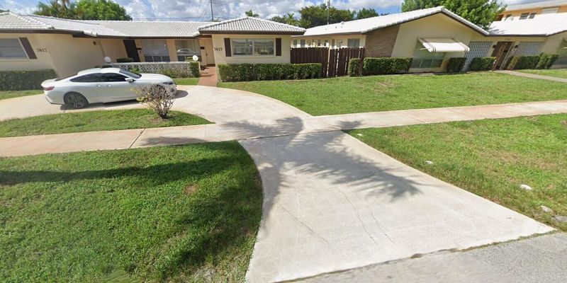 Hollywood House: 3615 Polk St