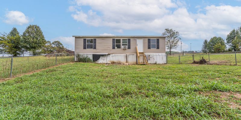 Scottsville House: 20 Conner-Hogan Ln