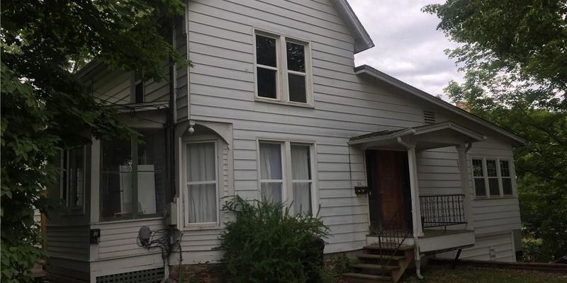 Alfred Apartment: 2 Ford Street