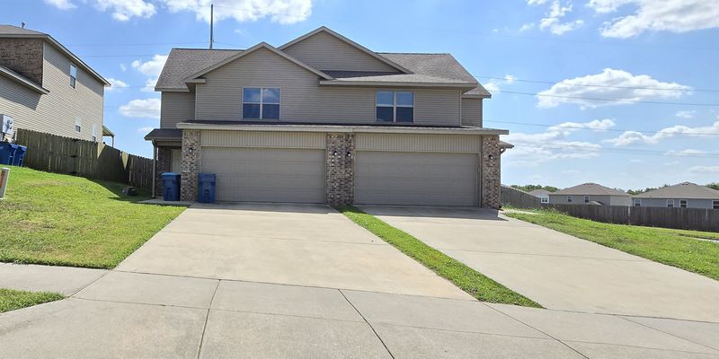 Bentonville Apartment: 5007 SW Fieldstone Blvd