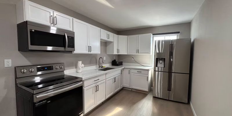 Del Valle House: 3903 Caldwell Ln #5