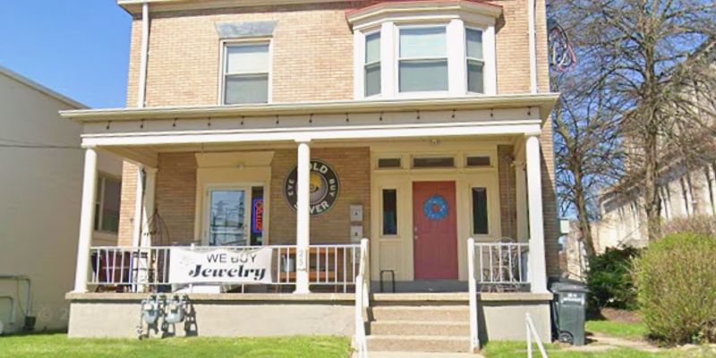 Pittsburgh Apartment: 25 N Sprague Ave
