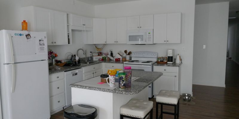 Hertford Apartment: 115 Market St