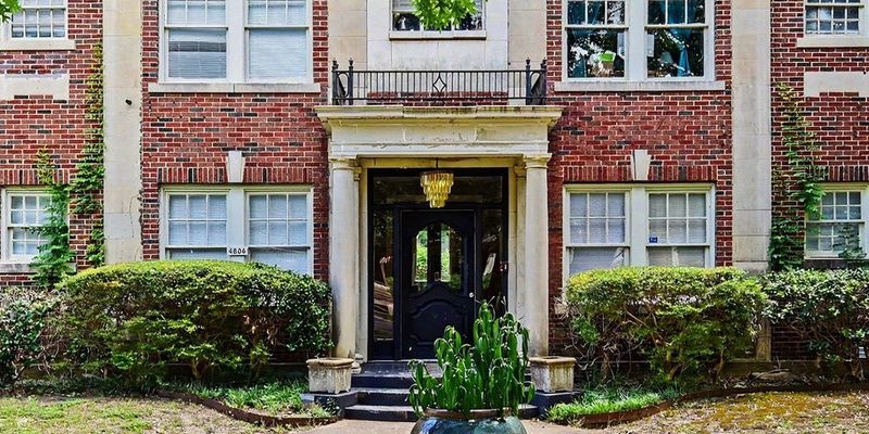 Dallas Apartment: 4806 Swiss Ave