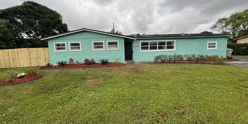 West Palm Beach House: 5056 Pat Pl