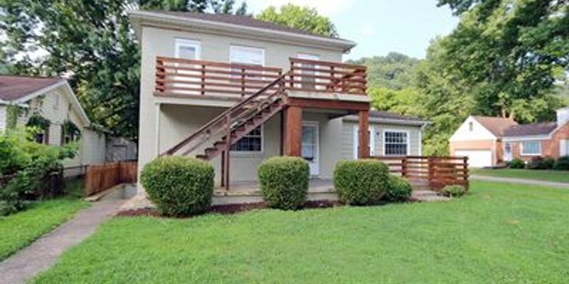 Charleston Apartment: 4601 Washington Ave SE