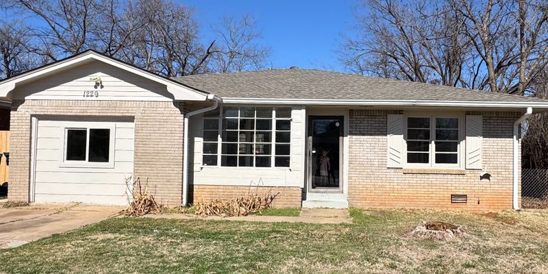 Oklahoma City House: 1229 NW 83rd St