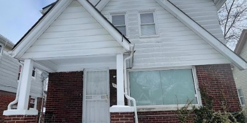 Detroit House: 9124 Manor