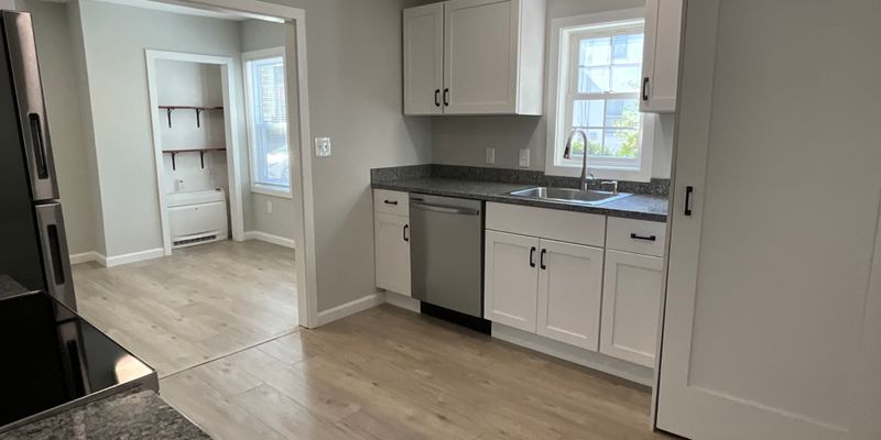 Dover Apartment: 10 Twombly St