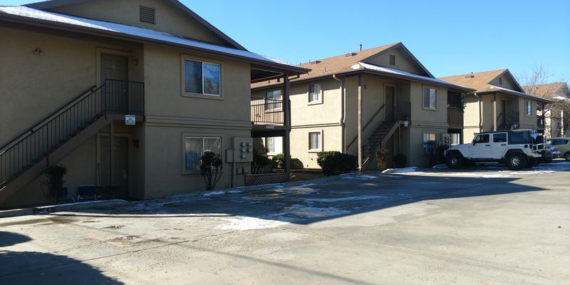 Prescott Apartment: 161 East Whipple Extension