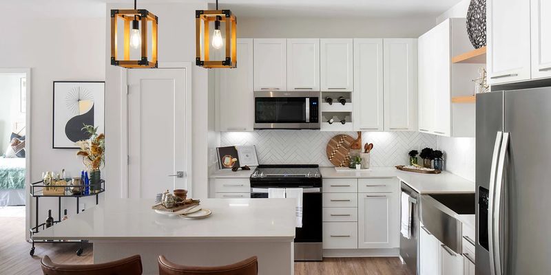 Jacksonville House: 11849 Palm Bay Pkwy