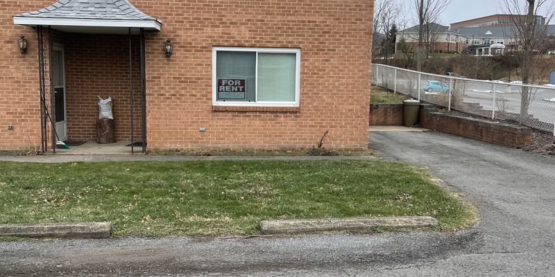 Morgantown Apartment: 112 Ellen Ln
