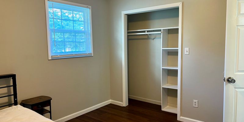 McMinnville Apartment: 315 Bybee Branch Rd